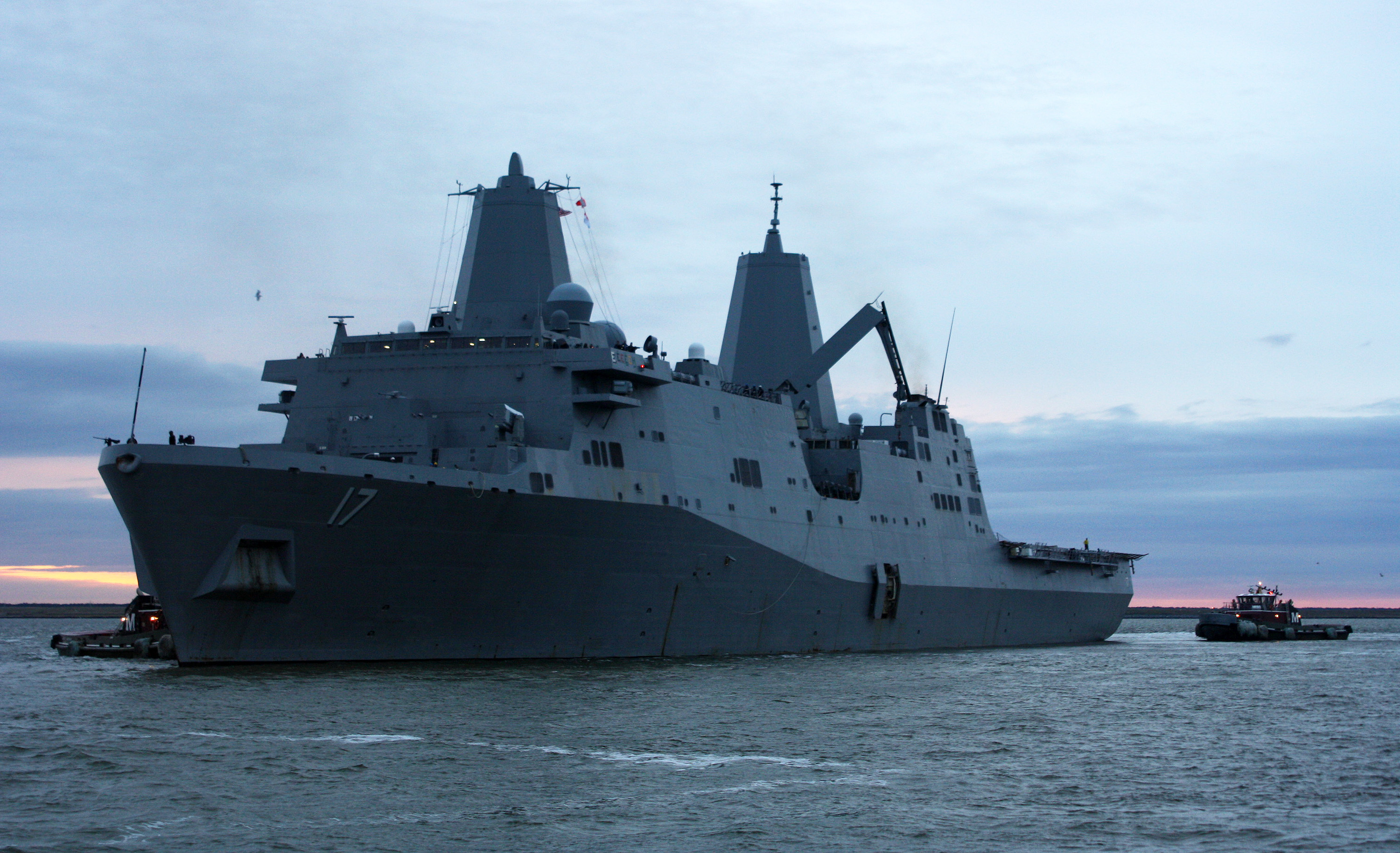 USS SAN ANTONIO LPD-17, Auslaufen Norfolk am 31.10.2012Bild: U.S. Navy
