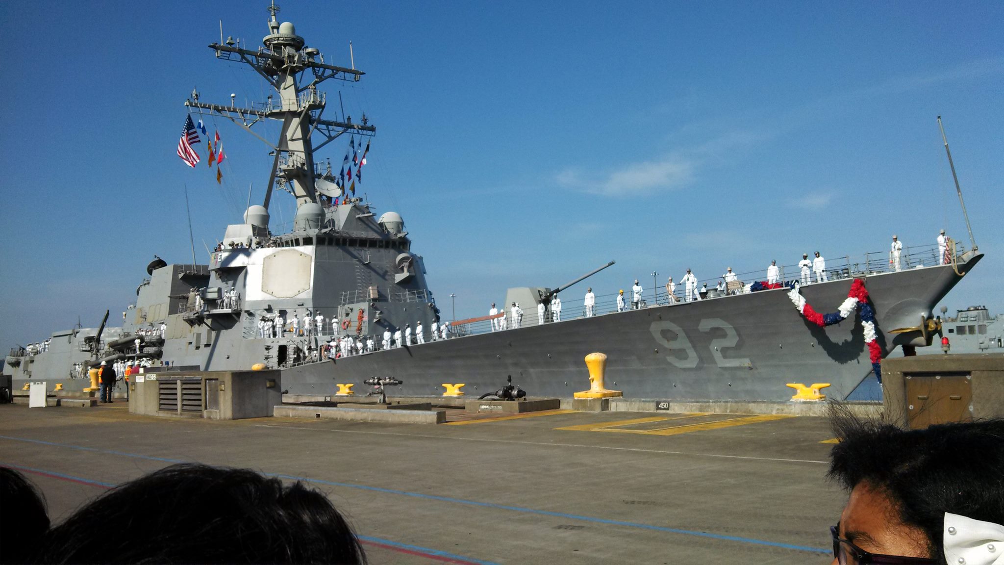 USS MOMSEN DDG-92 Einlaufen Everett, WA 22.08.2013Bild: U.S. Navy