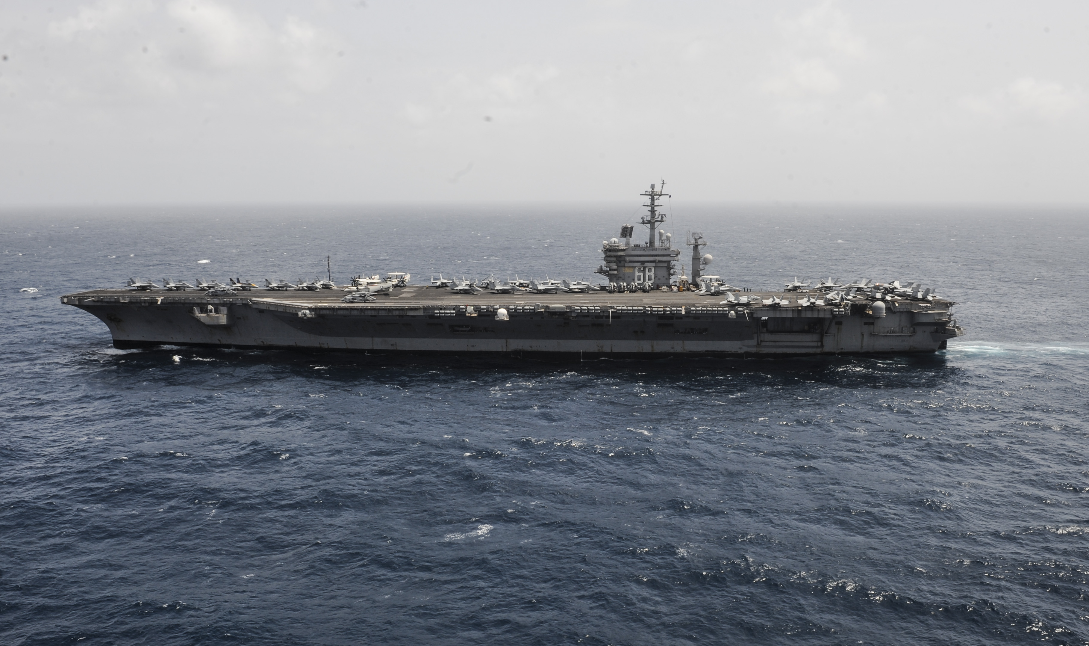 USS NIMITZ CVN-68 am 29.08.2013 im Arabischen MeerBild: U.S. Navy