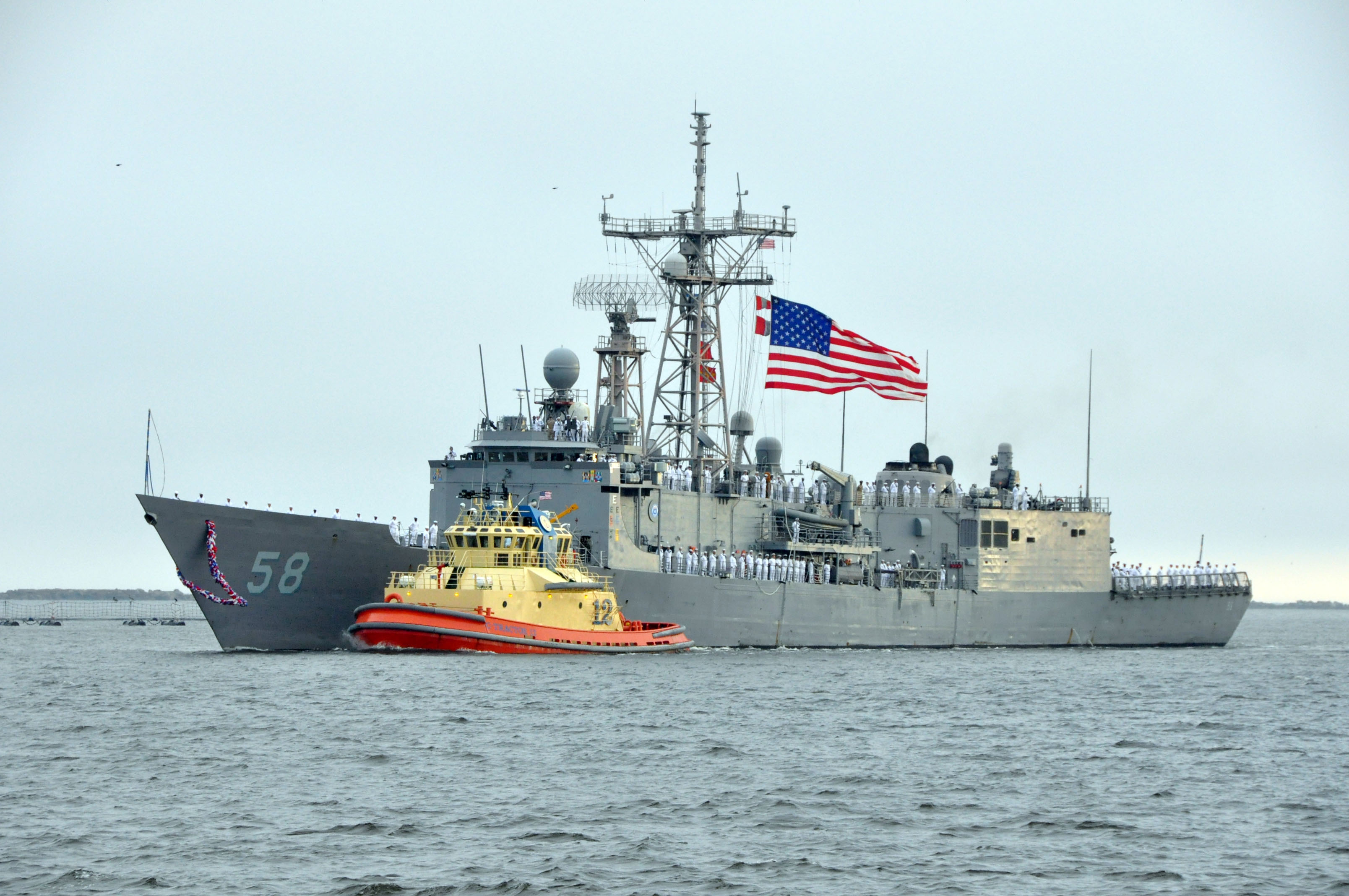 USS SAMUEL B. ROBERTS FFG-58 Einlaufen Mayport 23.10.2013Bild: U.S. Navy
