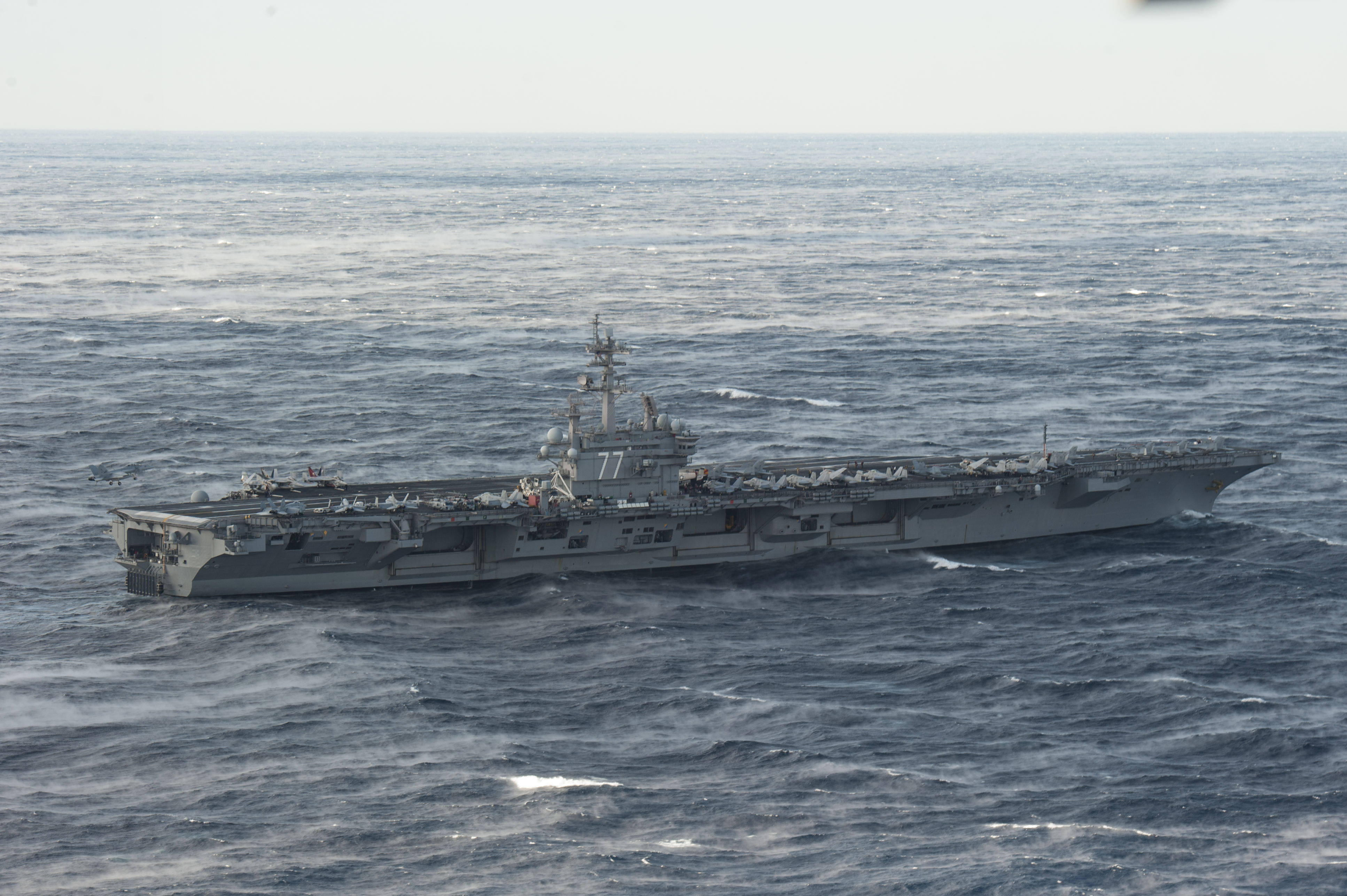 USS GEORGE H.W. BUSH CVN-77 am 24.11.2013 im AtlantikBild: U.S. Navy