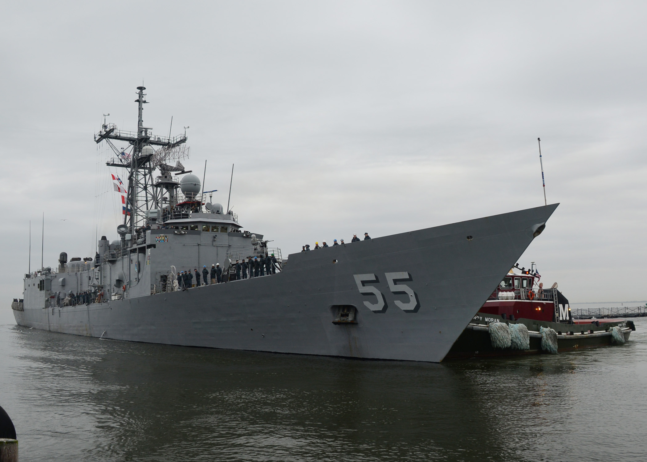 USS ELROD FFG-55 Auslaufen Norfolk am 14.01.2014 Bild: U.S. Navy