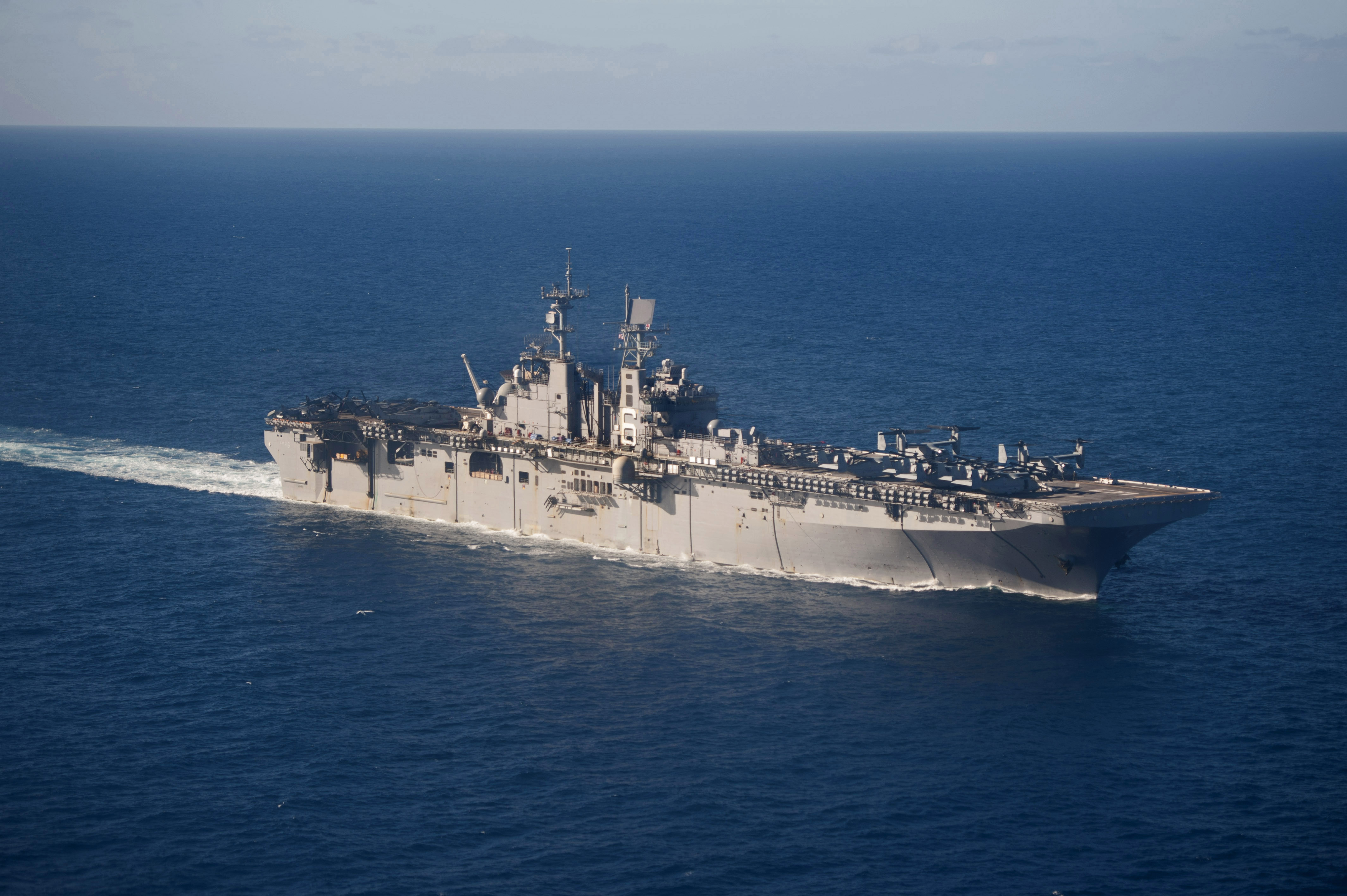 USS BONHOMME RICHARD LHD-6 am 01.08.2013 Bild: U.S. Navy