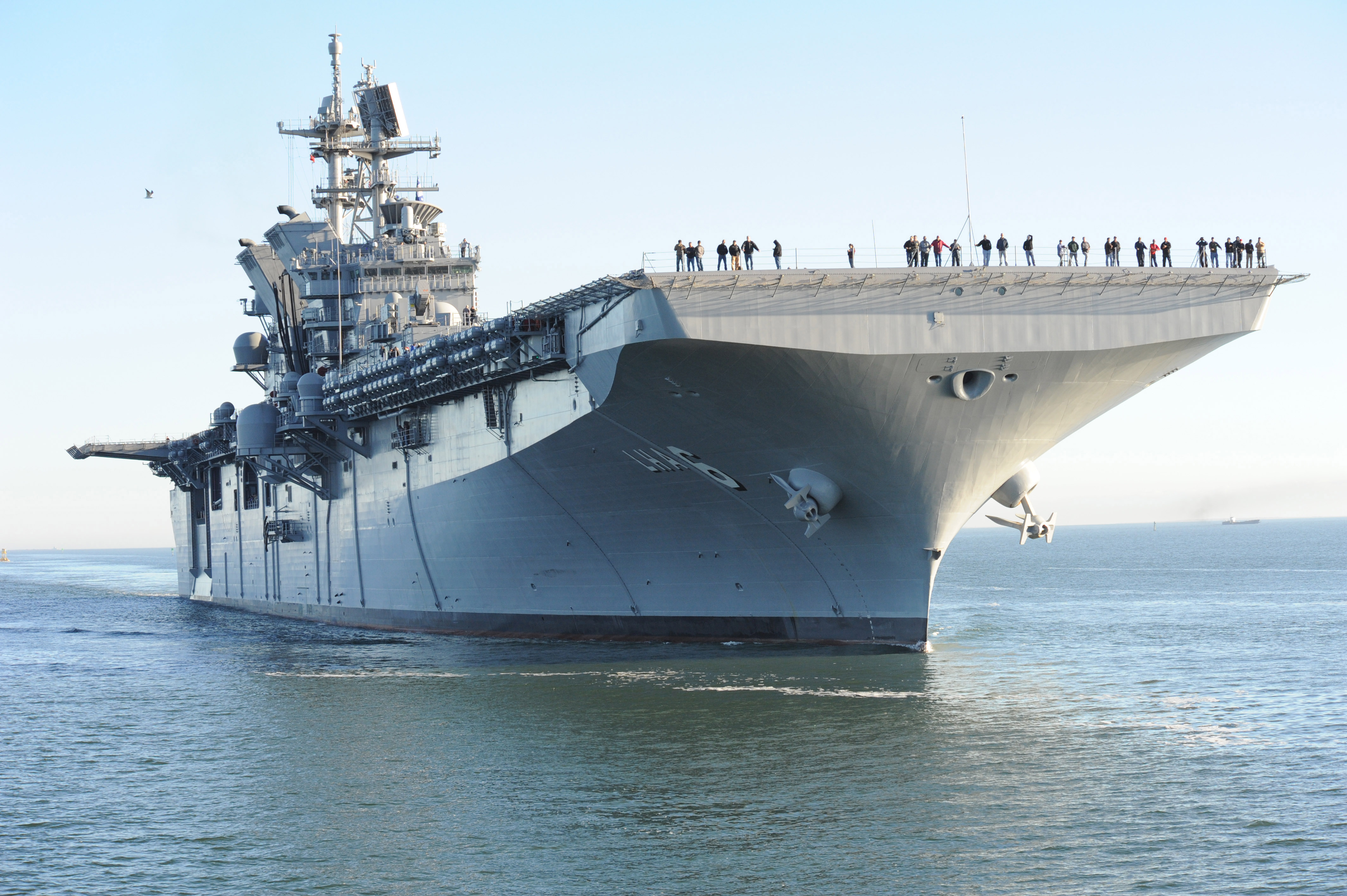 USS AMERICA LHA-6 am 31.01.2014 in Pascagoula, MS Bild: U.S. Navy