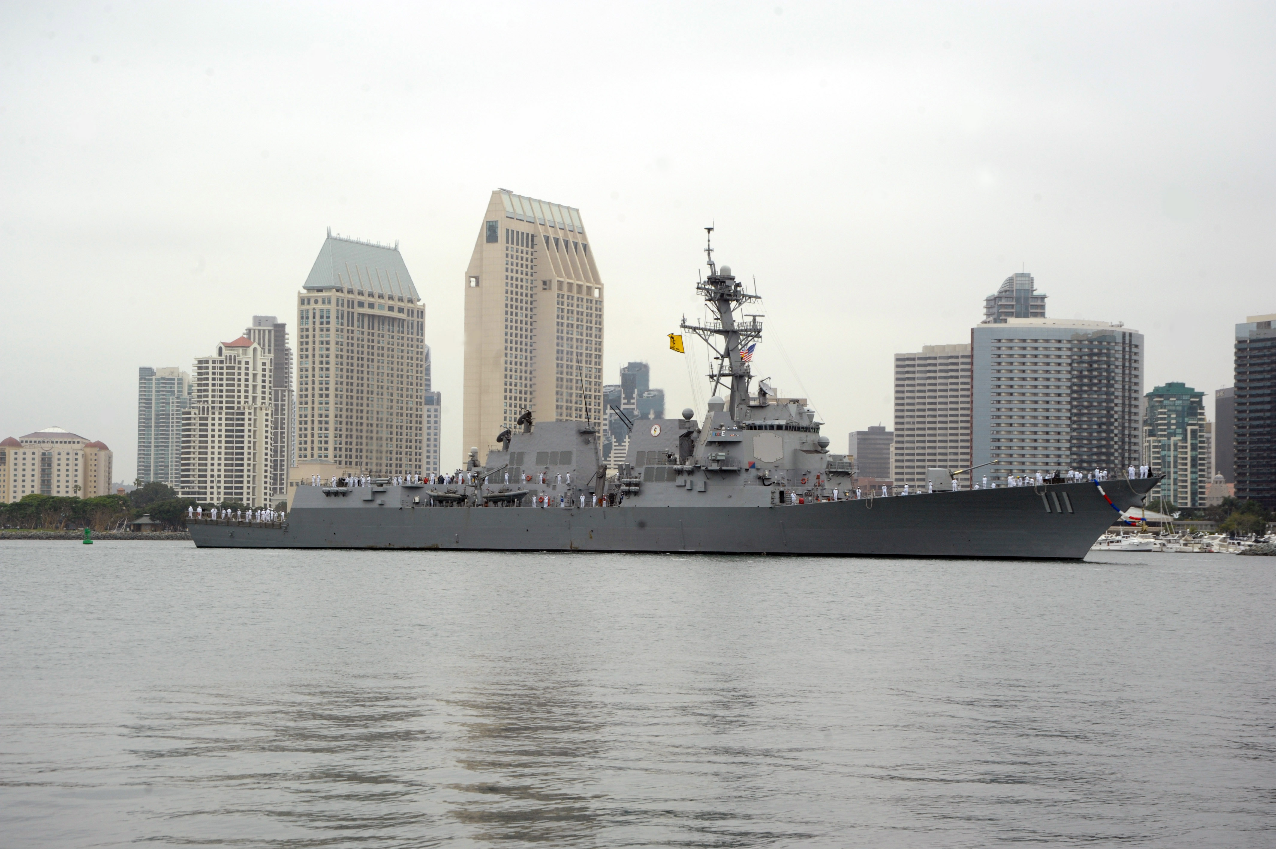 USS SPRUANCE DDG-111 Einlaufen San Diego am 17.04.2014 Bild: U.S. Navy