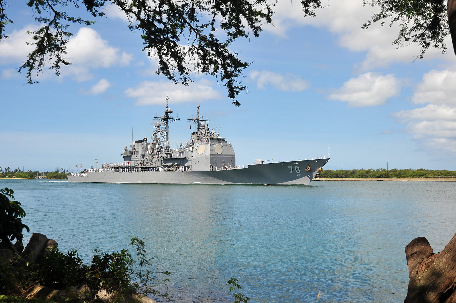 USS LAKE ERIE CG-70 Einlaufen Pearl Harbor am 16.06.2014 Bild: U.S. Navy