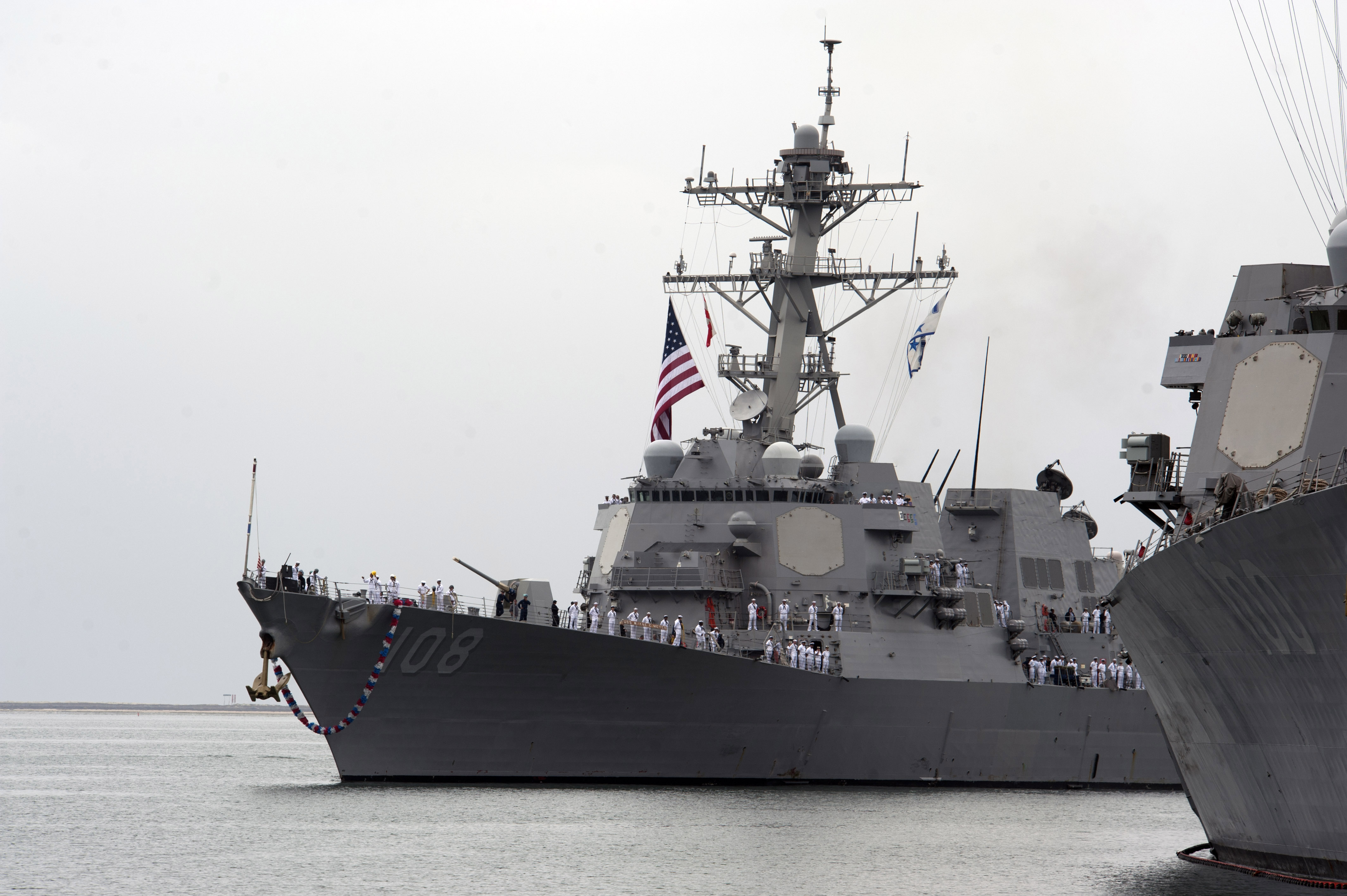 USS WAYNE E. MEYER DDG-108 Einlaufen San Diego am 20.10.2014 Bild: U.S. Navy
