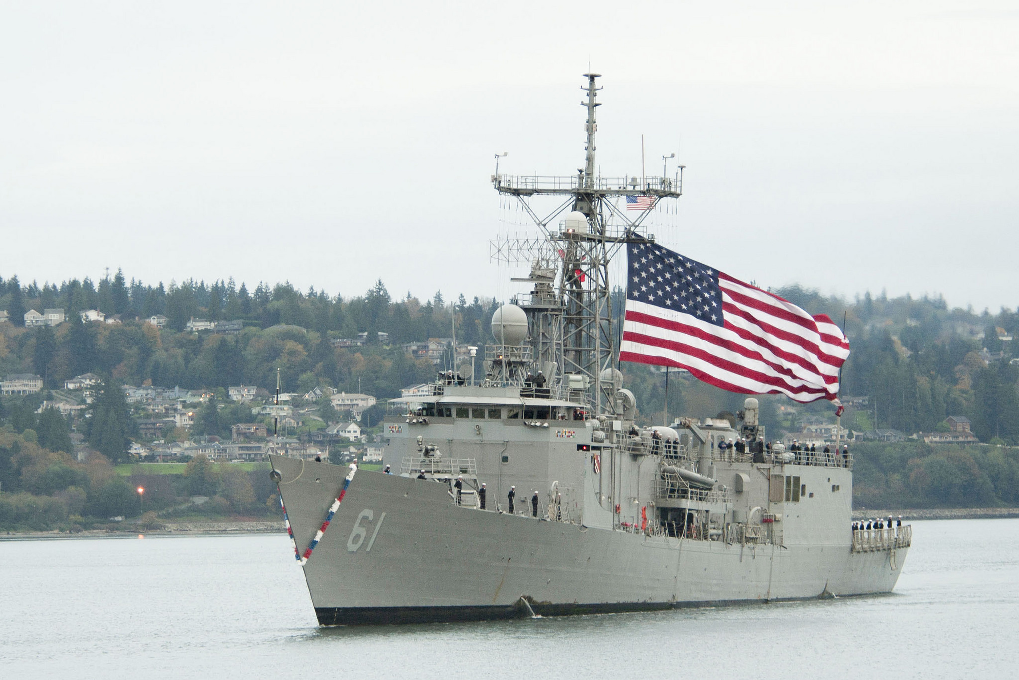 USS INGRAHAM FFG-61 Einlaufen Everett am 30.10.2014 Bild: U.S. Navy