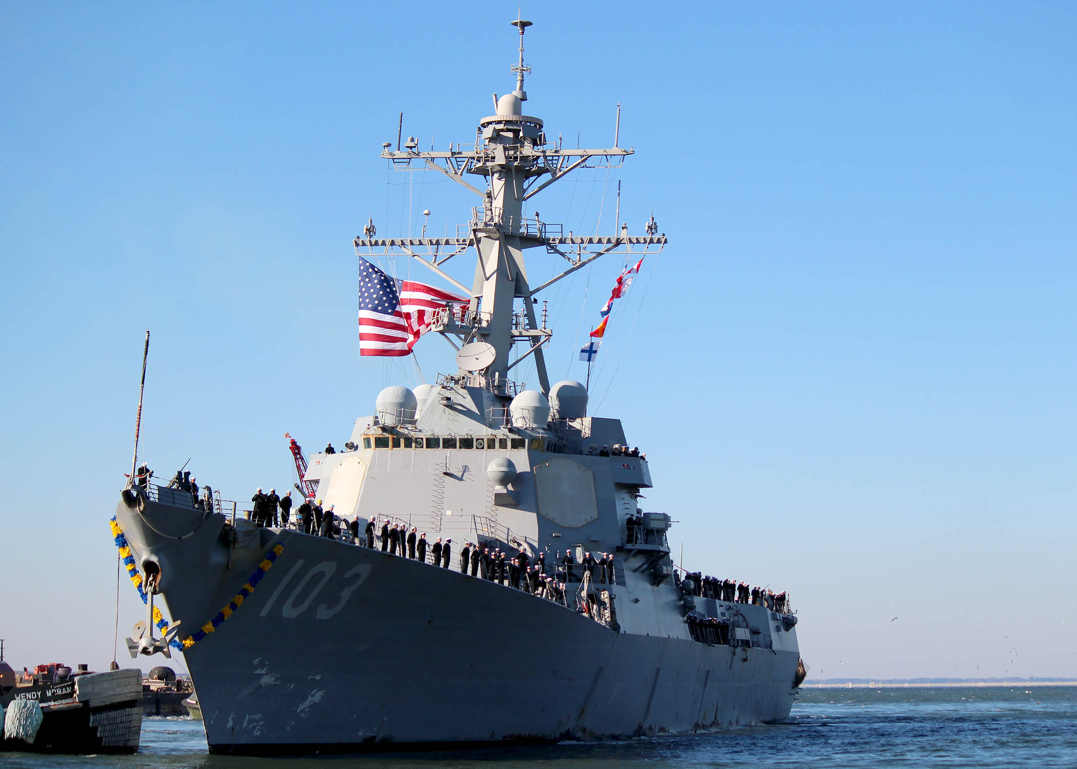 USS TRUXTUN DDG-103 Einlaufen Norfolk am 15.11.2014 Bild: U.S. Navy