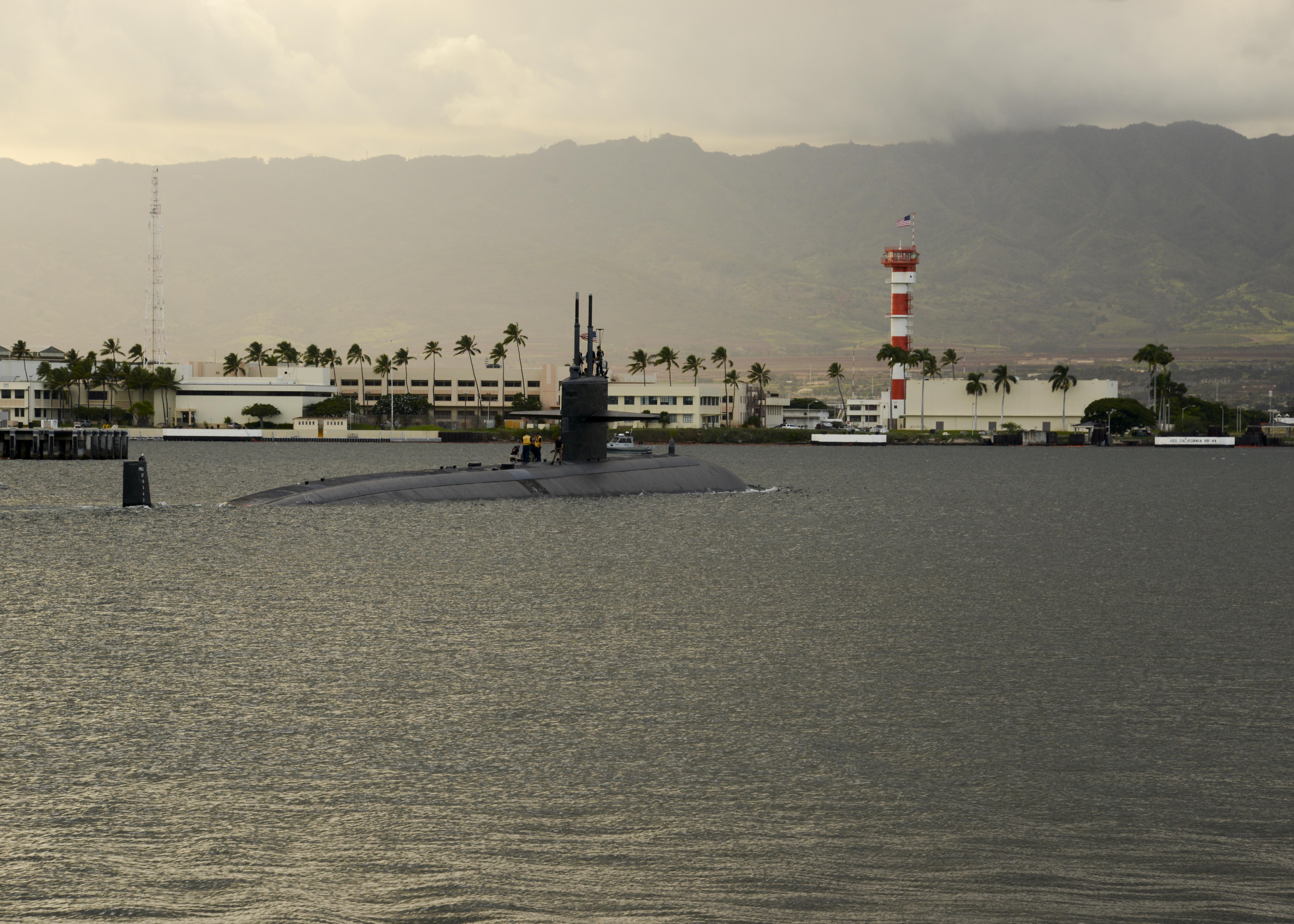 USS LA JOLLA SSN-701 Auslaufen Pearl Harbor am 15.10.2014 Bild: U.S. Navy