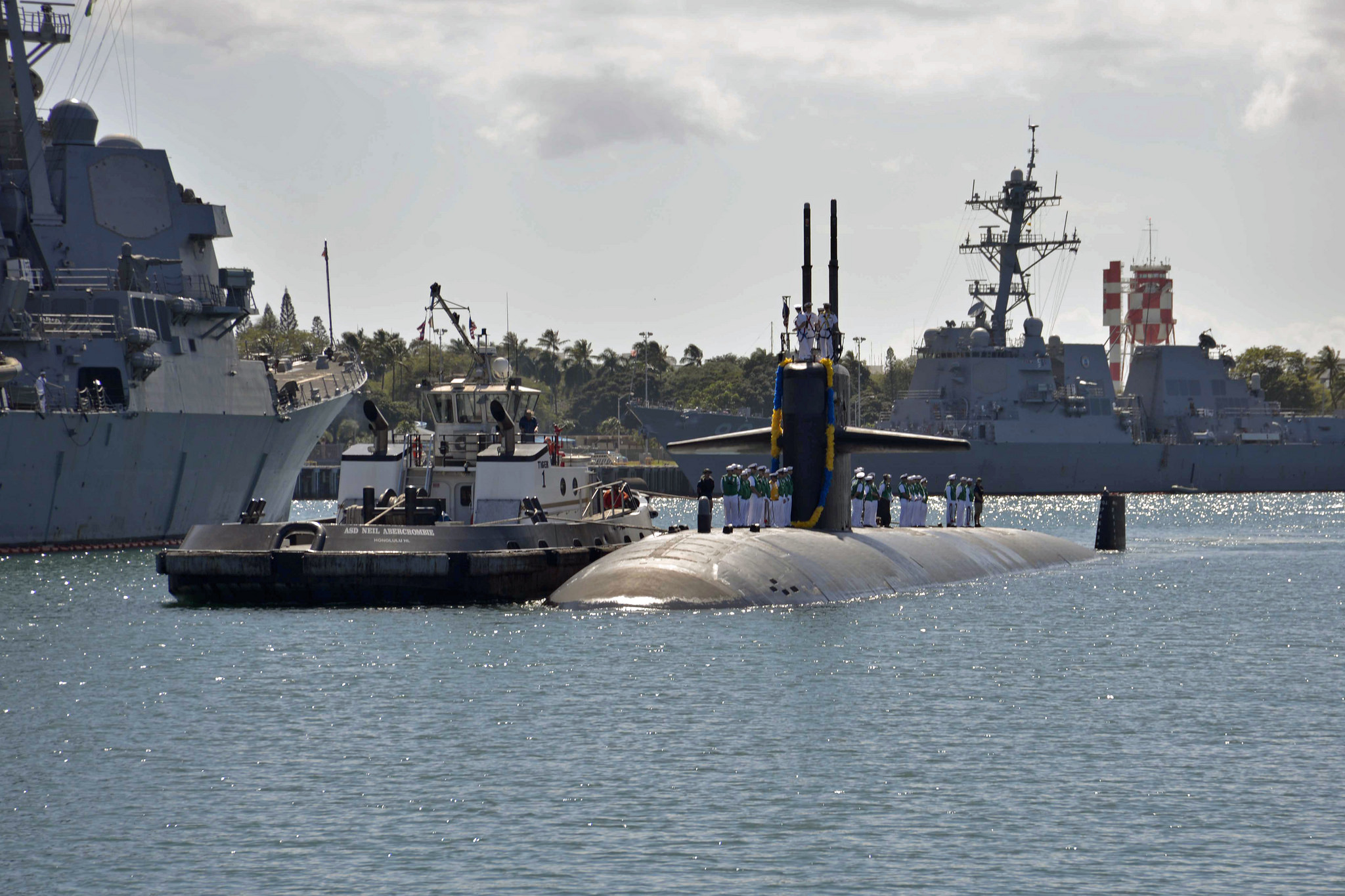 USS LOUISVILLE SSN-724 Einlaufen Pearl Harbor am 10.04.2015 Bild: U.S. Navy