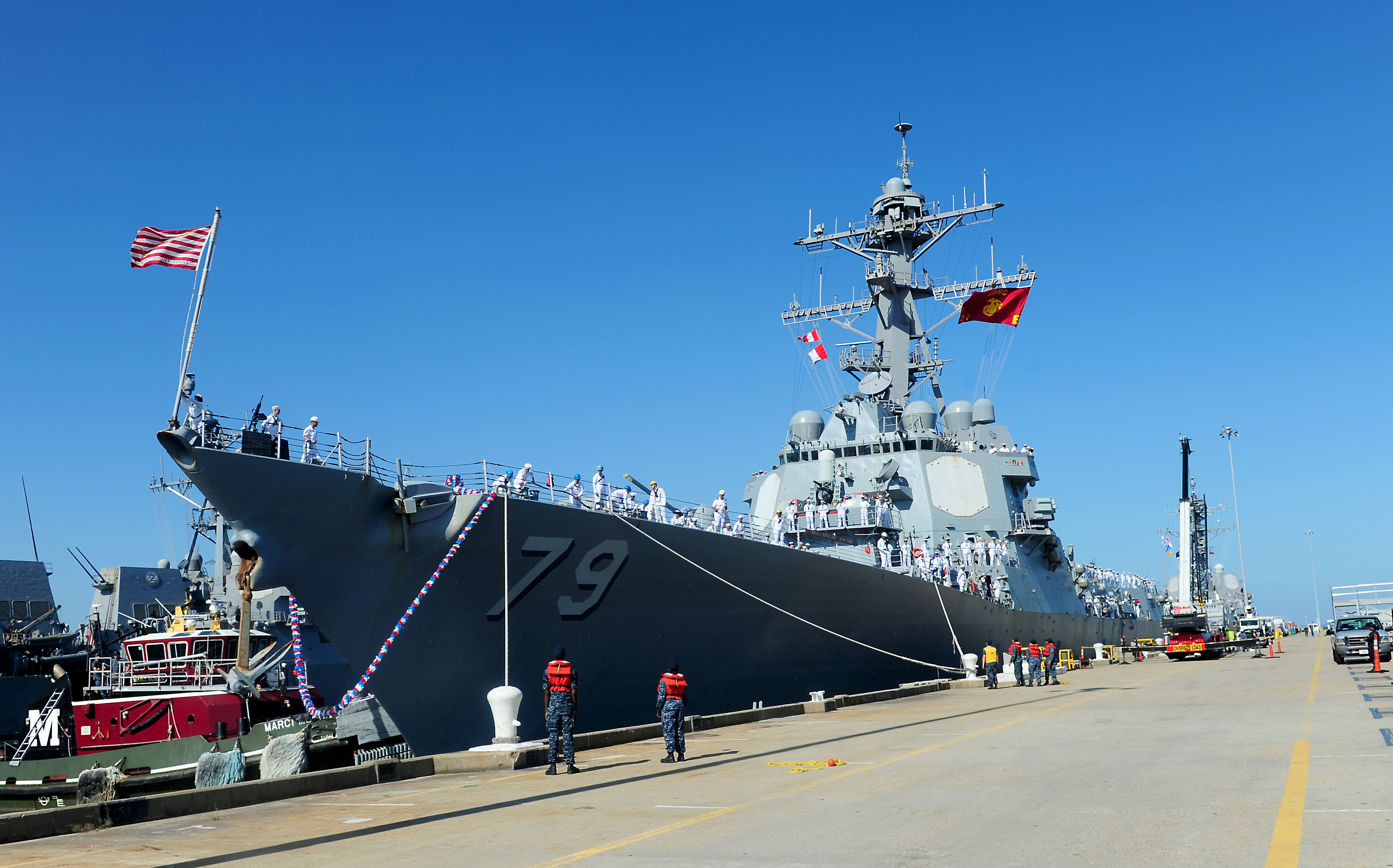 USS OSCAR AUSTIN DDG-79 Ankunft Norfolk am 10.07.2015 Bild: U.S. Navy