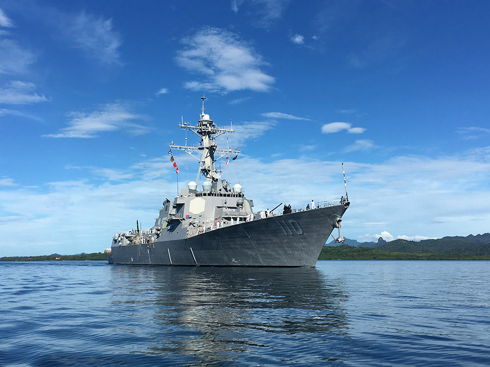 USS WILLIAM P. LAWRENCE DDG-110 am 10.02.2016 in Suva, Fiji Bild: U.S. Navy