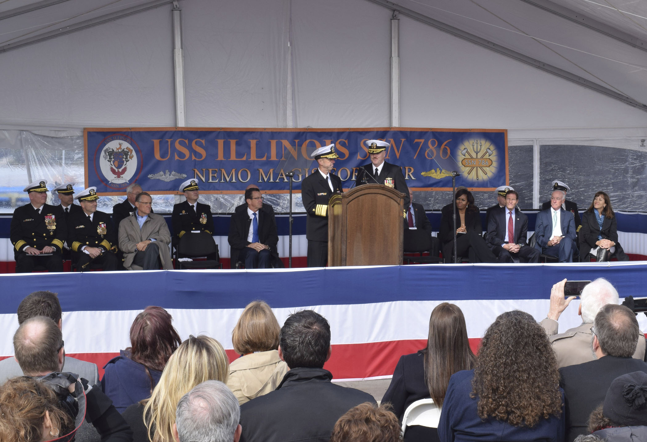 USS ILLINOIS SSN-786 Commissioning Ceremony Bild: U.S. Navy